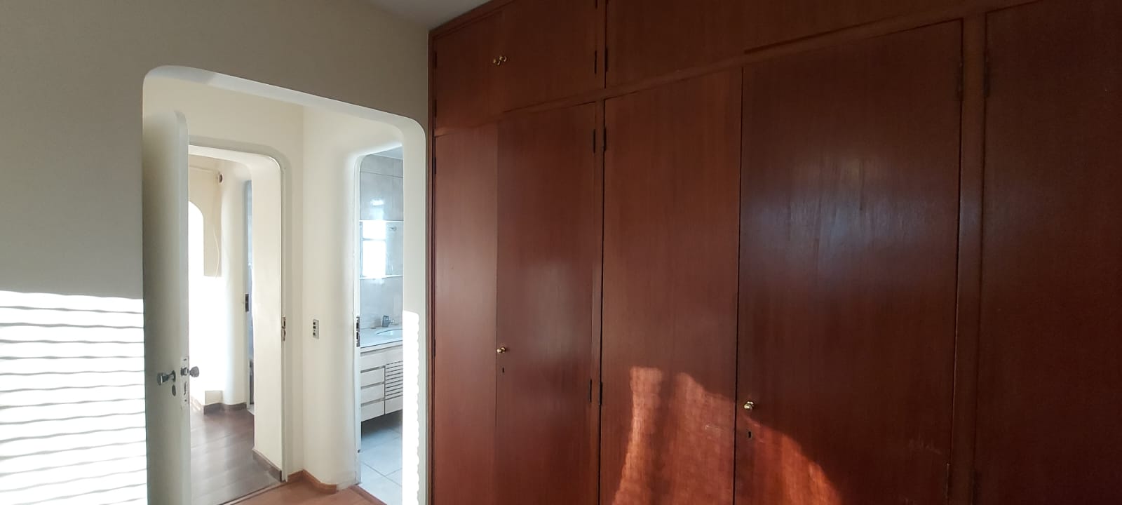 Apartamento à venda com 2 quartos, 110m² - Foto 13