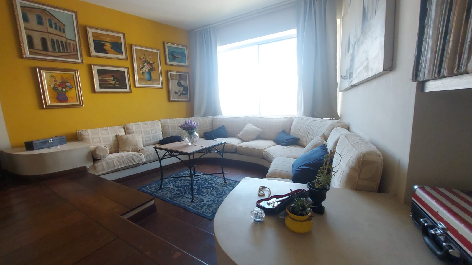 Apartamento à venda com 2 quartos, 110m² - Foto 1