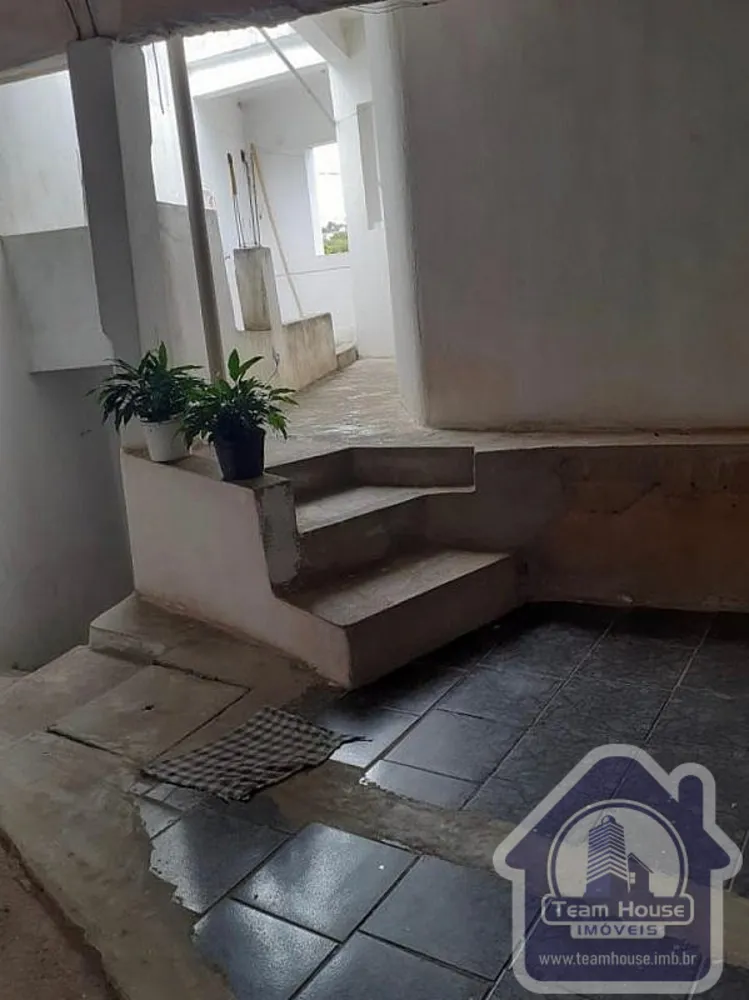 Casa, 2 quartos, 255 m² - Foto 1
