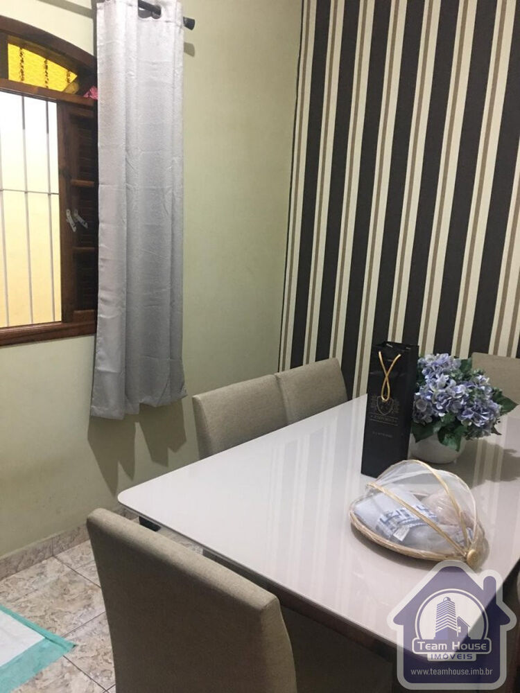 Casa à venda com 3 quartos, 150m² - Foto 14