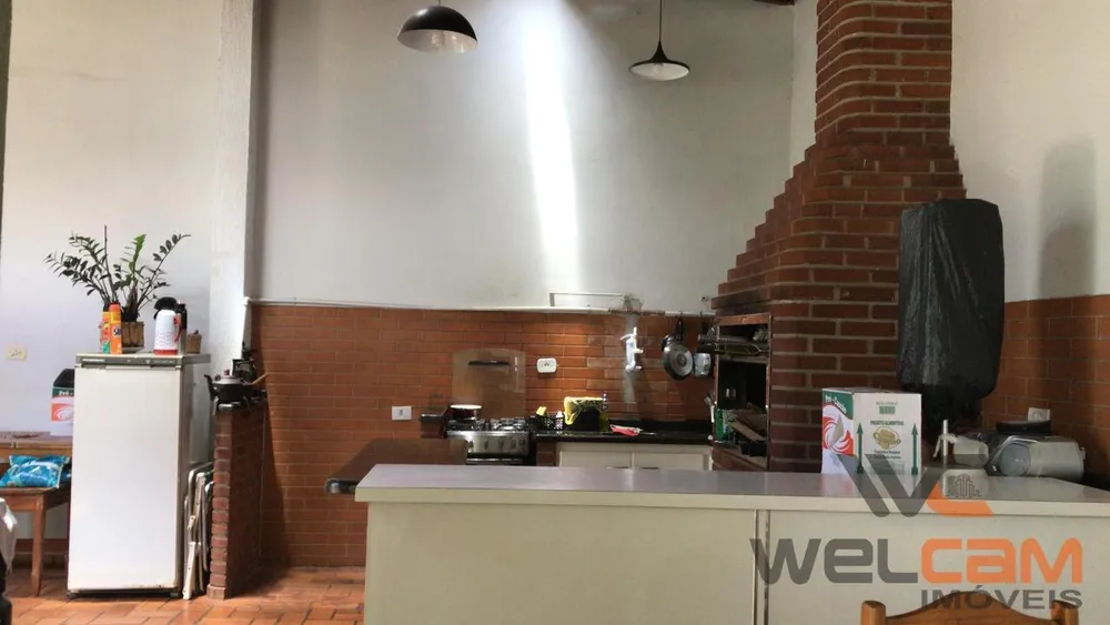 Casa, 3 quartos, 240 m² - Foto 1