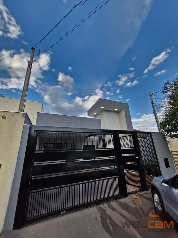 Casa, 3 quartos, 96 m² - Foto 1