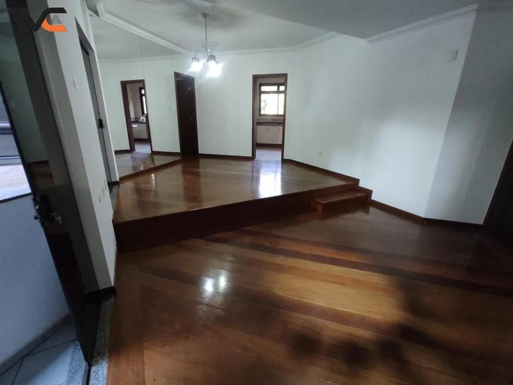 Apartamento, 3 quartos, 130 m² - Foto 1