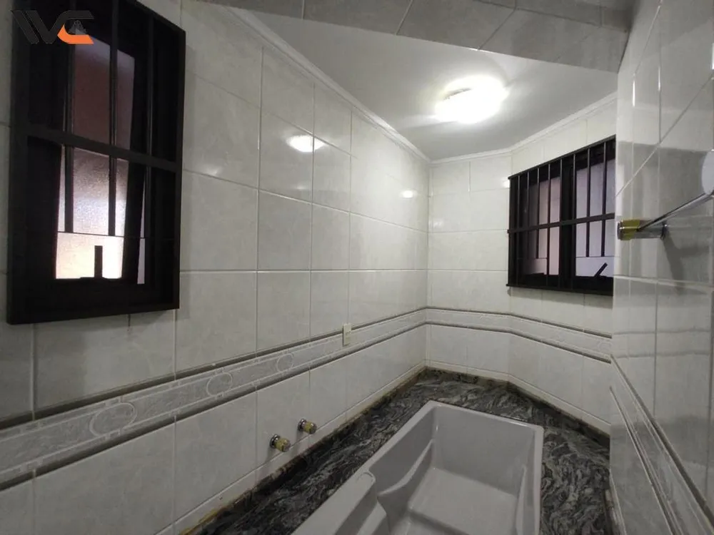 Apartamento, 3 quartos, 130 m² - Foto 2