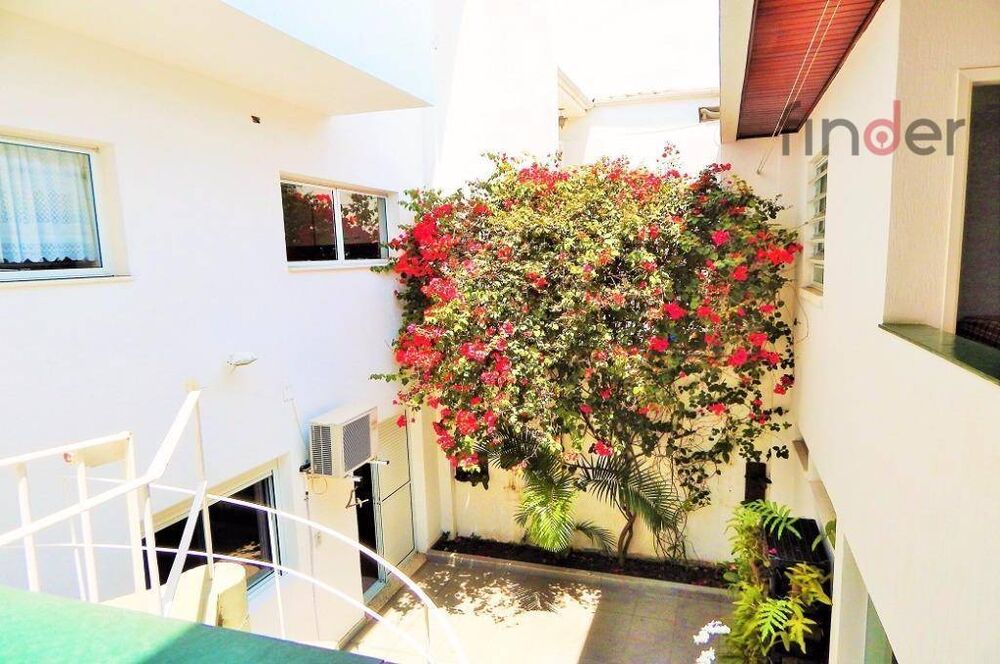 Casa, 4 quartos, 380 m² - Foto 1