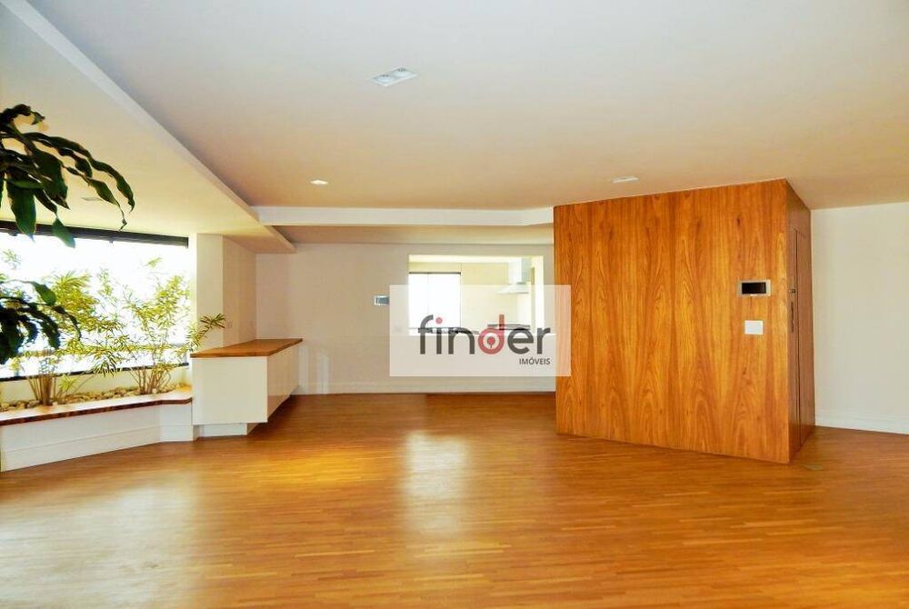 Apartamento à venda com 4 quartos, 273m² - Foto 1