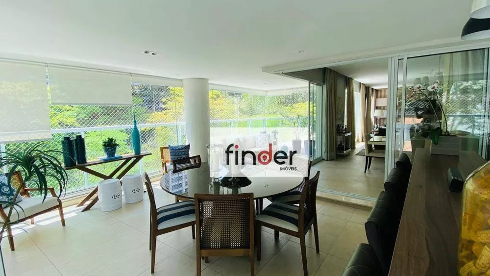 Apartamento, 3 quartos, 251 m² - Foto 1