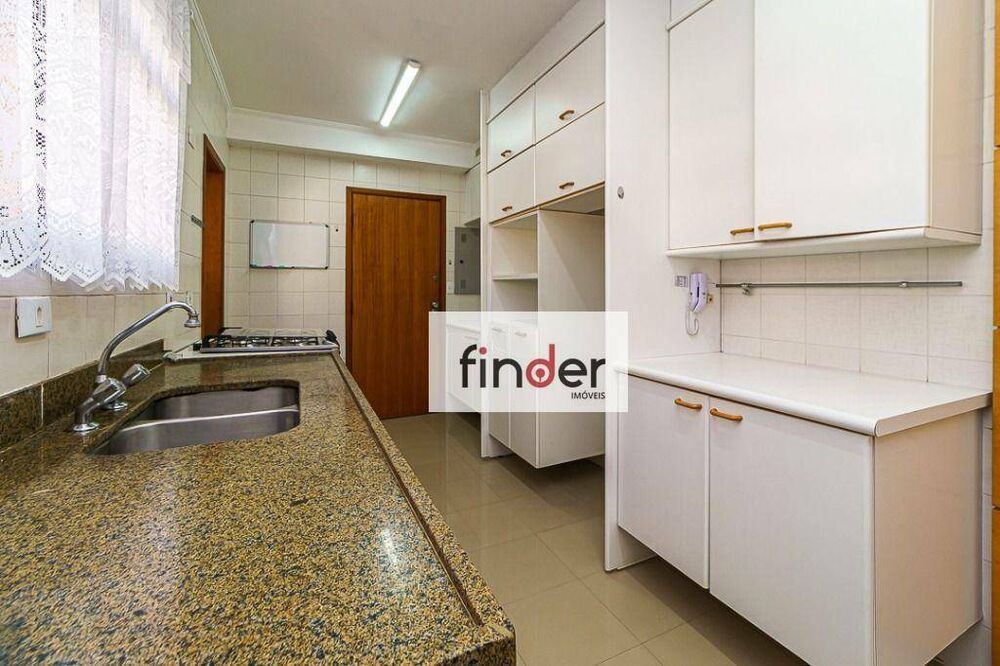 Apartamento à venda com 3 quartos, 140m² - Foto 3