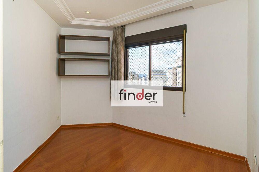 Apartamento à venda com 3 quartos, 140m² - Foto 1