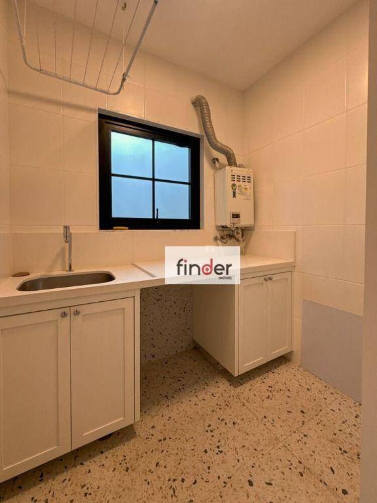 Casa, 3 quartos, 219 m² - Foto 1