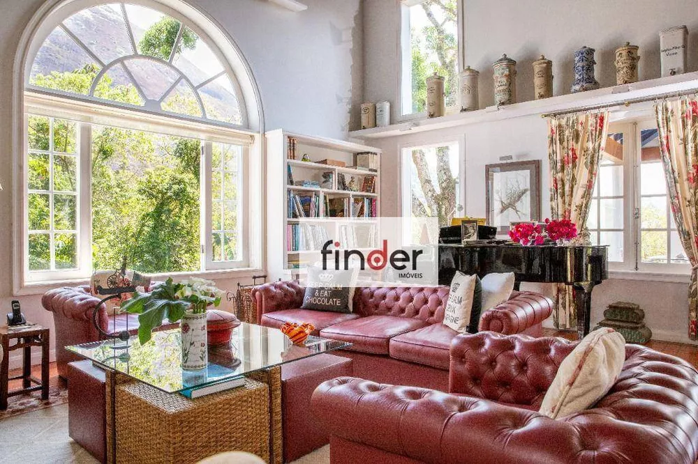 Casa, 3 quartos, 1020 m² - Foto 1