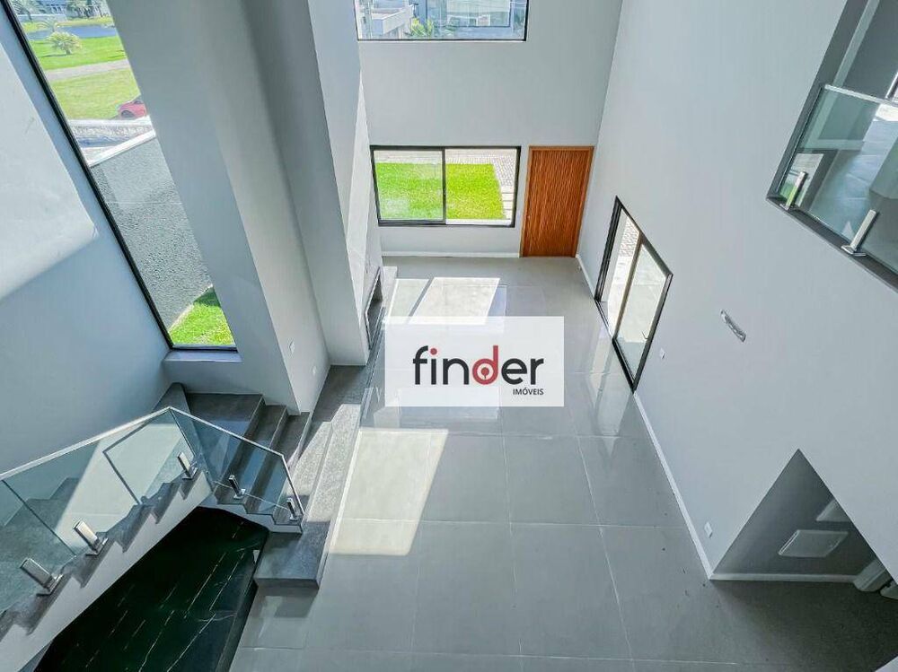Casa à venda com 4 quartos, 220m² - Foto 7