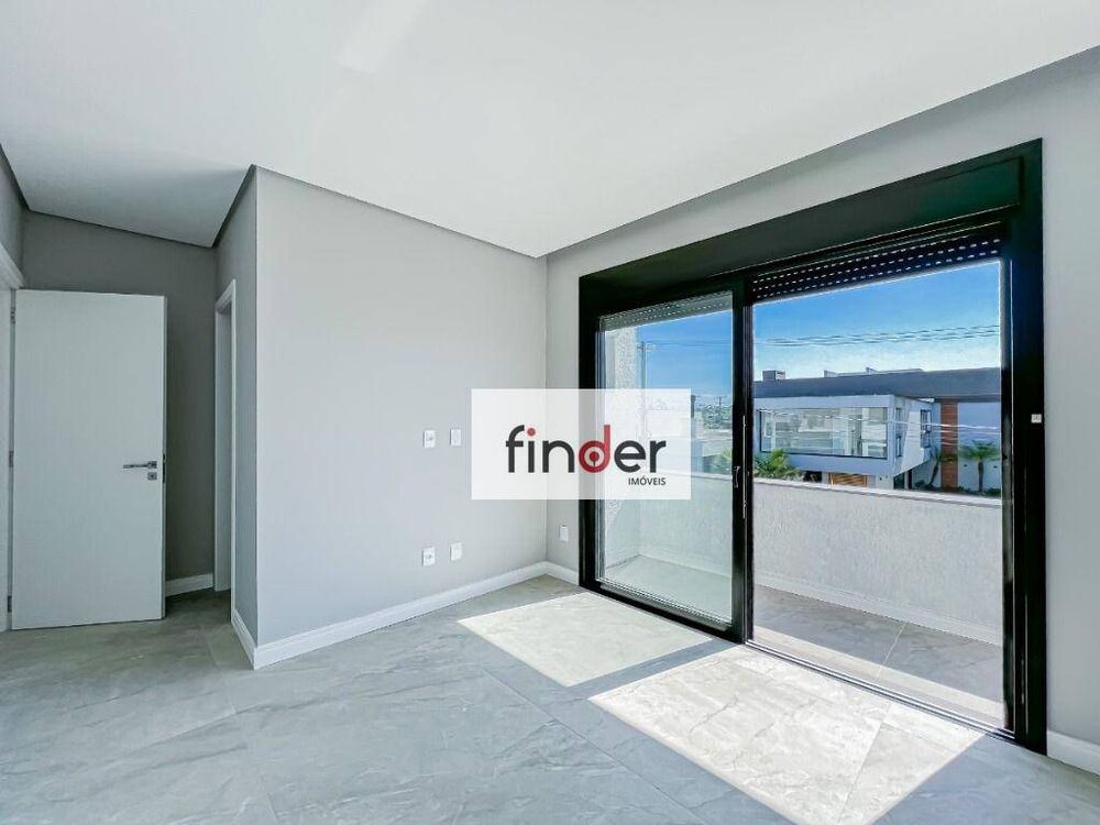 Casa à venda com 4 quartos, 220m² - Foto 11