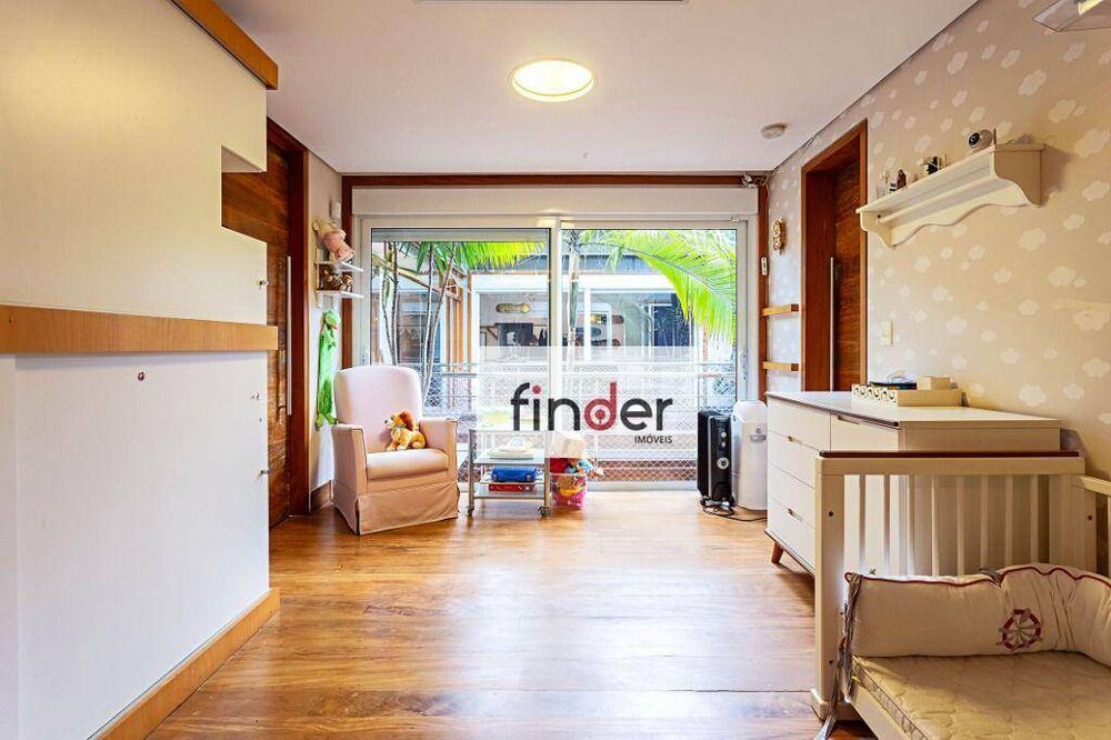 Casa à venda com 3 quartos, 245m² - Foto 2