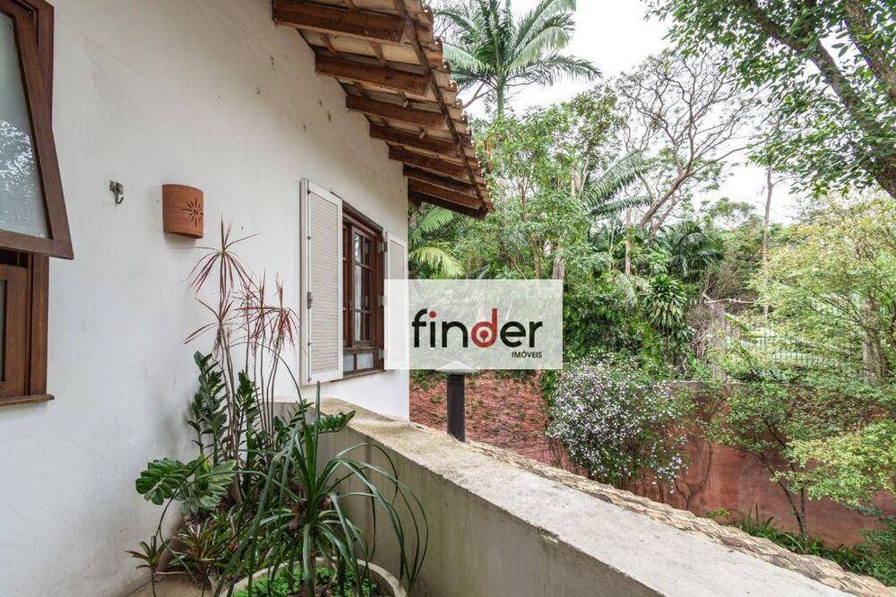 Casa à venda com 4 quartos, 442m² - Foto 4