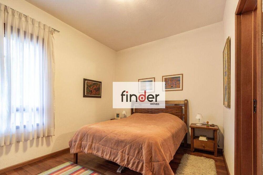 Casa à venda com 4 quartos, 442m² - Foto 2