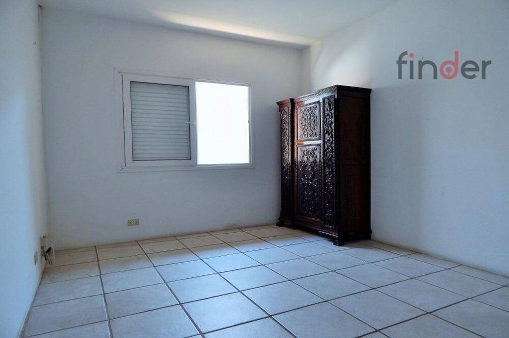 Casa, 4 quartos, 316 m² - Foto 1