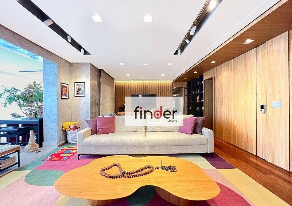 Apartamento, 3 quartos, 226 m² - Foto 1