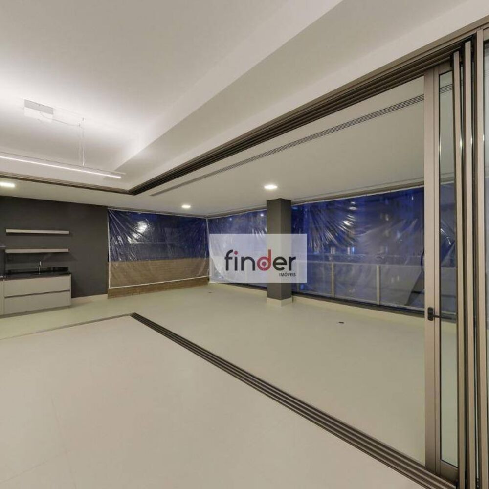 Apartamento, 3 quartos, 270 m² - Foto 2