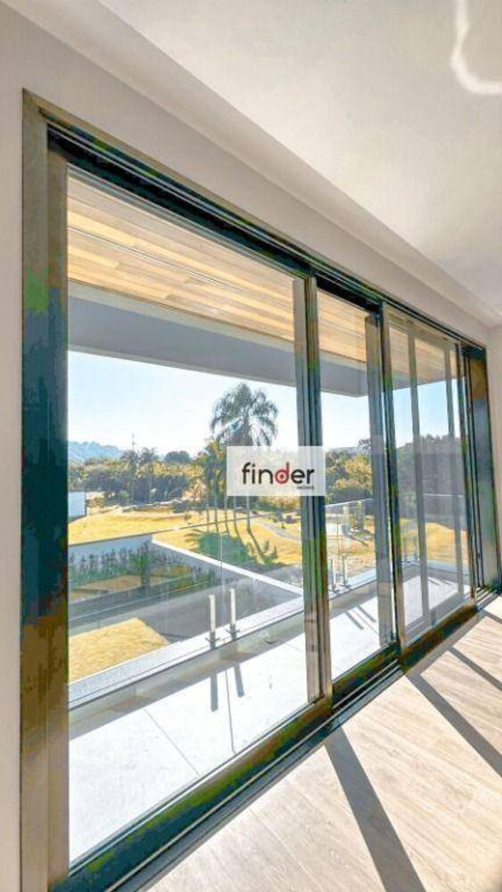 Casa à venda com 6 quartos, 1000m² - Foto 8