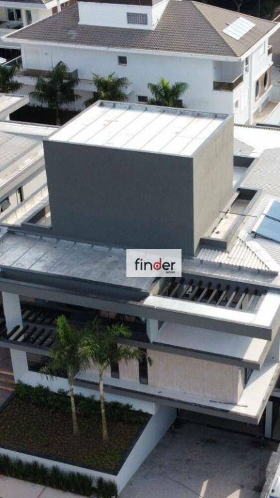 Casa à venda com 6 quartos, 1000m² - Foto 12