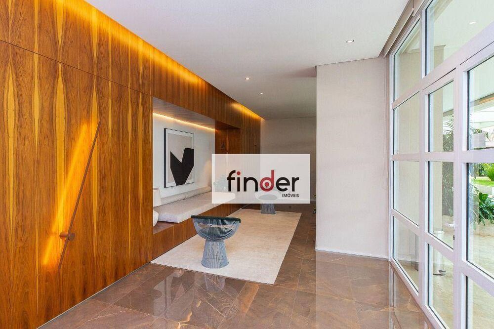 Apartamento, 3 quartos, 335 m² - Foto 1