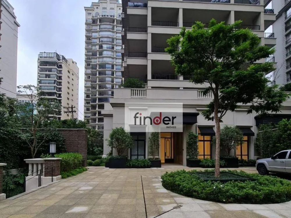 Apartamento, 3 quartos, 554 m² - Foto 1