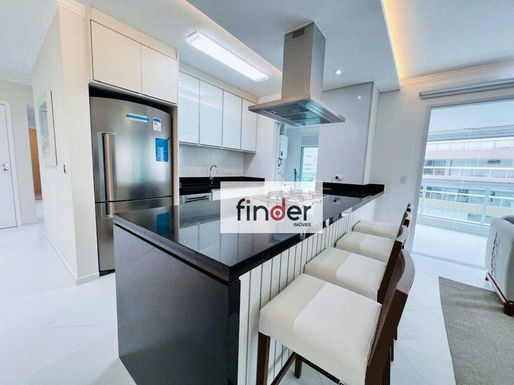 Apartamento à venda com 3 quartos, 158m² - Foto 6