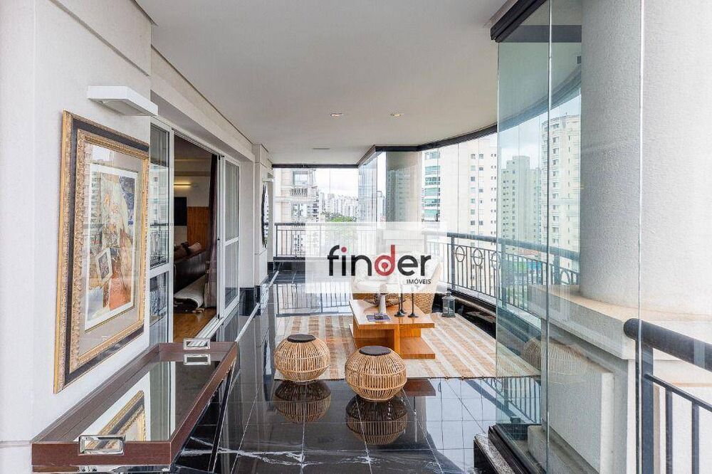 Apartamento à venda com 4 quartos, 301m² - Foto 1