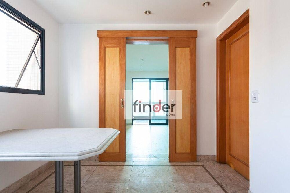 Apartamento, 4 quartos, 202 m² - Foto 2