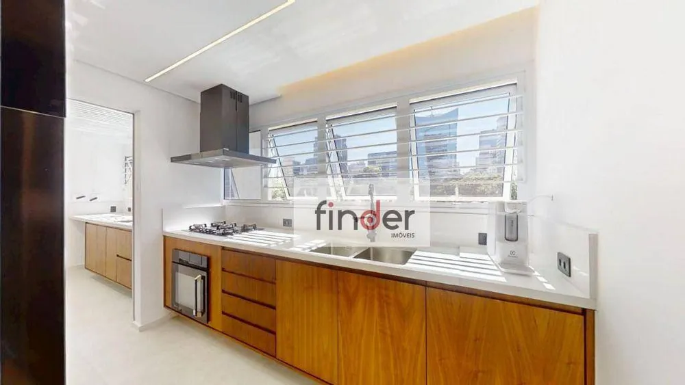Apartamento, 3 quartos, 236 m² - Foto 2