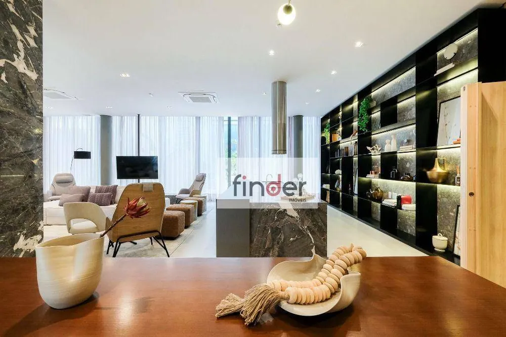 Apartamento, 3 quartos, 175 m² - Foto 2