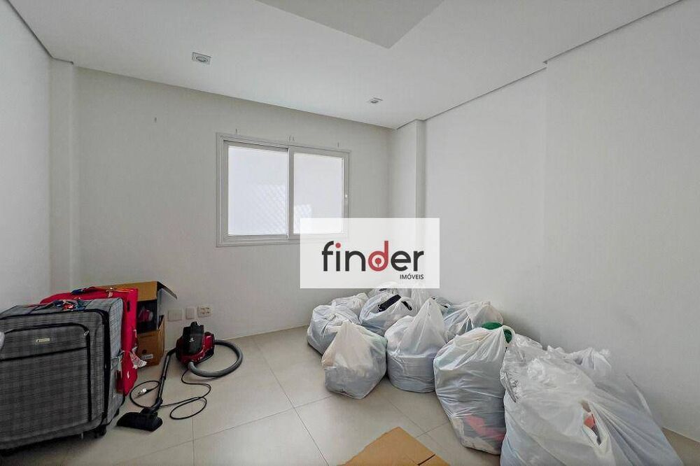 Apartamento, 3 quartos, 250 m² - Foto 2