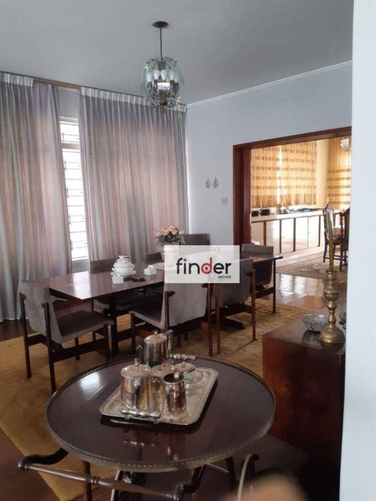 Sobrado, 3 quartos, 453 m² - Foto 2