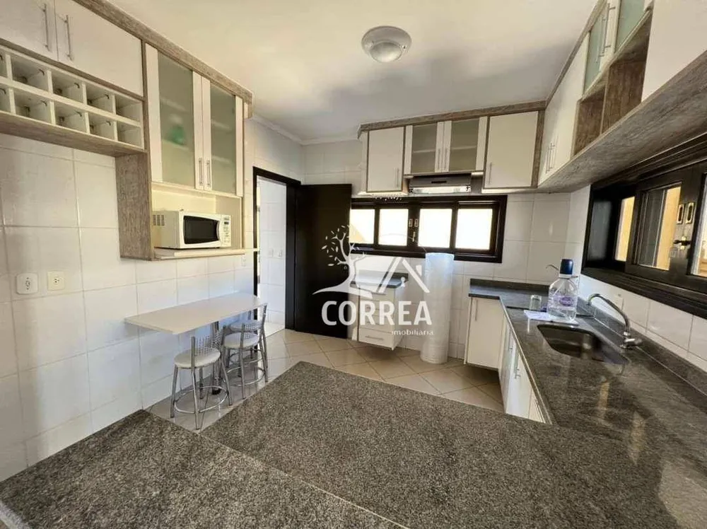 Casa, 3 quartos, 305 m² - Foto 2
