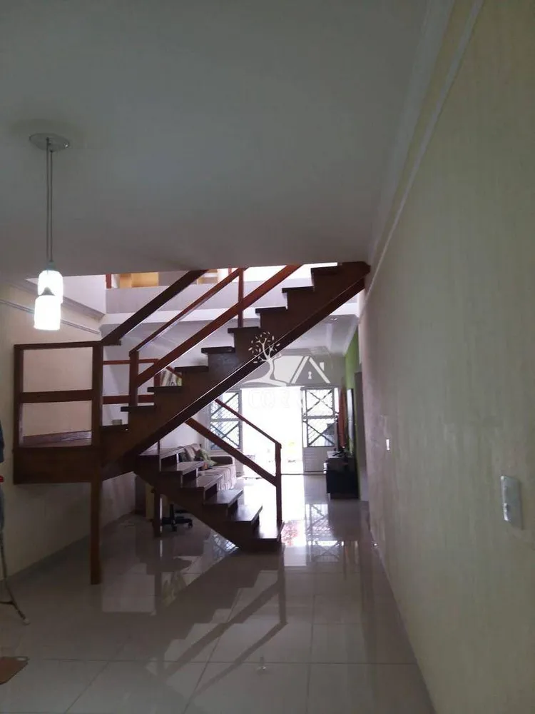 Casa, 4 quartos, 276 m² - Foto 3