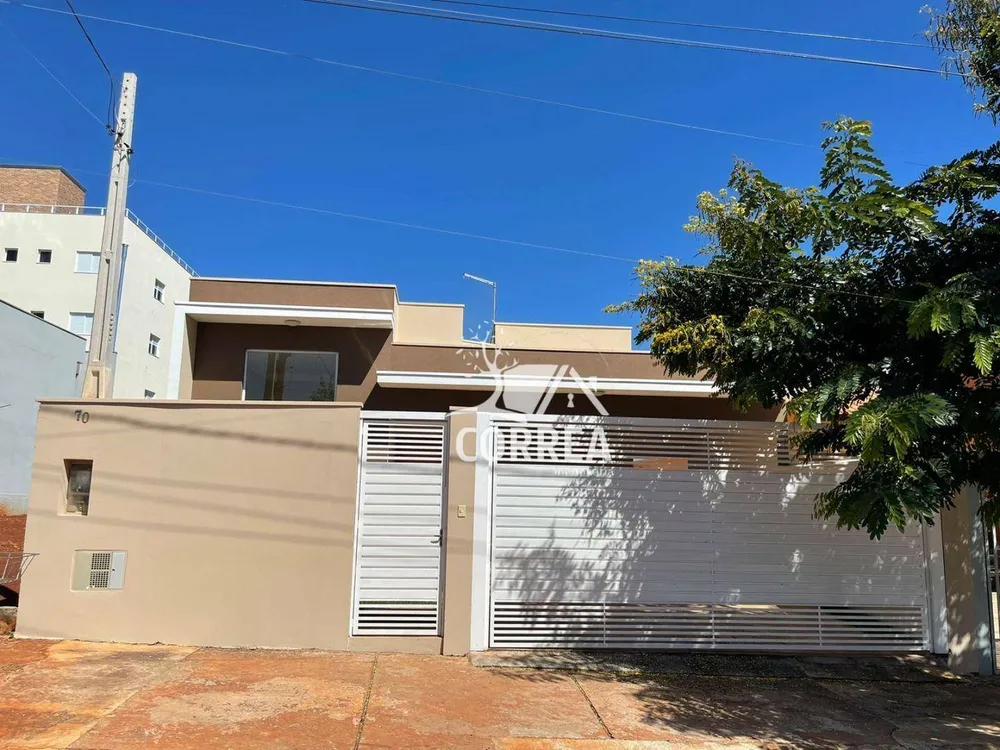 Casa, 4 quartos, 150 m² - Foto 1