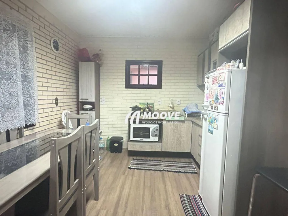 Casa, 3 quartos, 220 m² - Foto 3