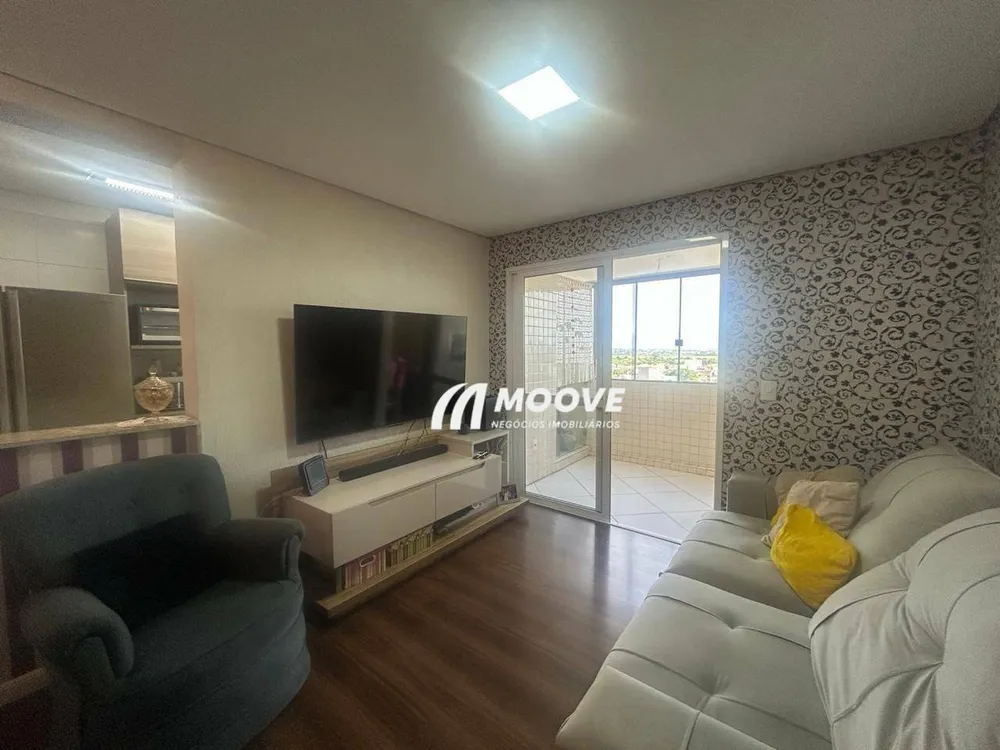 Cobertura, 3 quartos, 214 m² - Foto 2