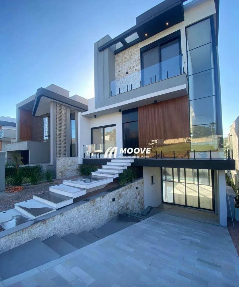 Sobrado, 3 quartos, 297 m² - Foto 2