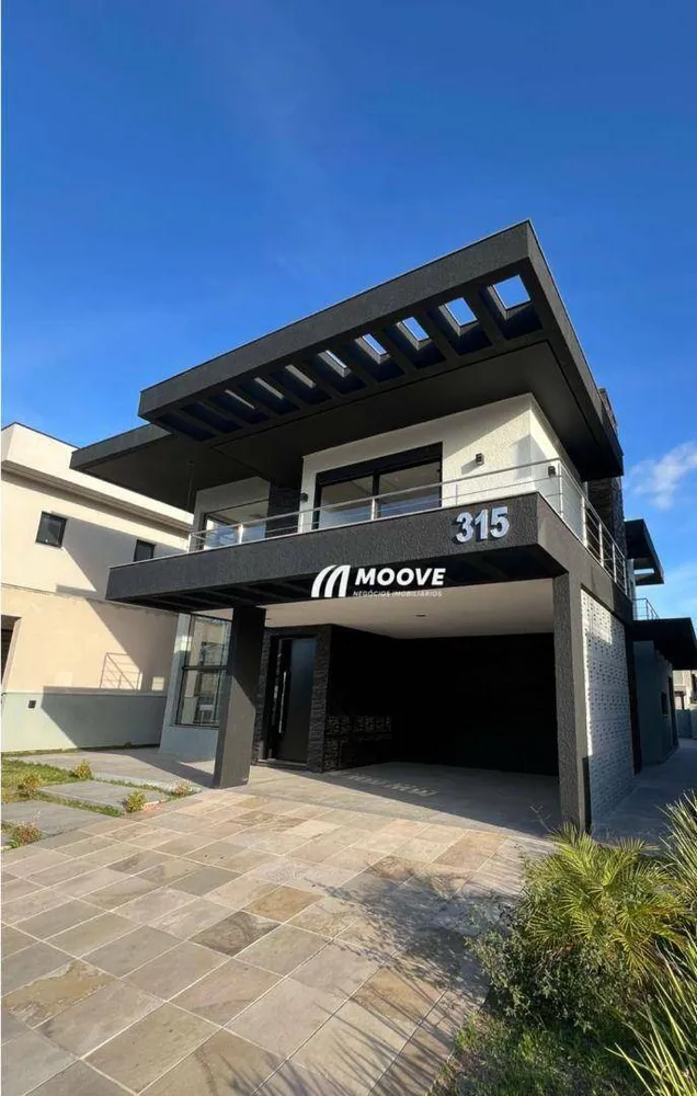 Sobrado, 4 quartos, 250 m² - Foto 1