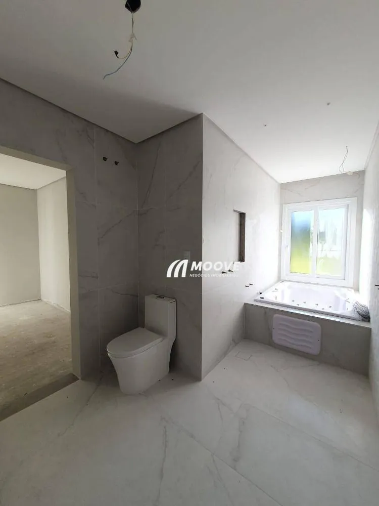 Sobrado, 3 quartos, 269 m² - Foto 7