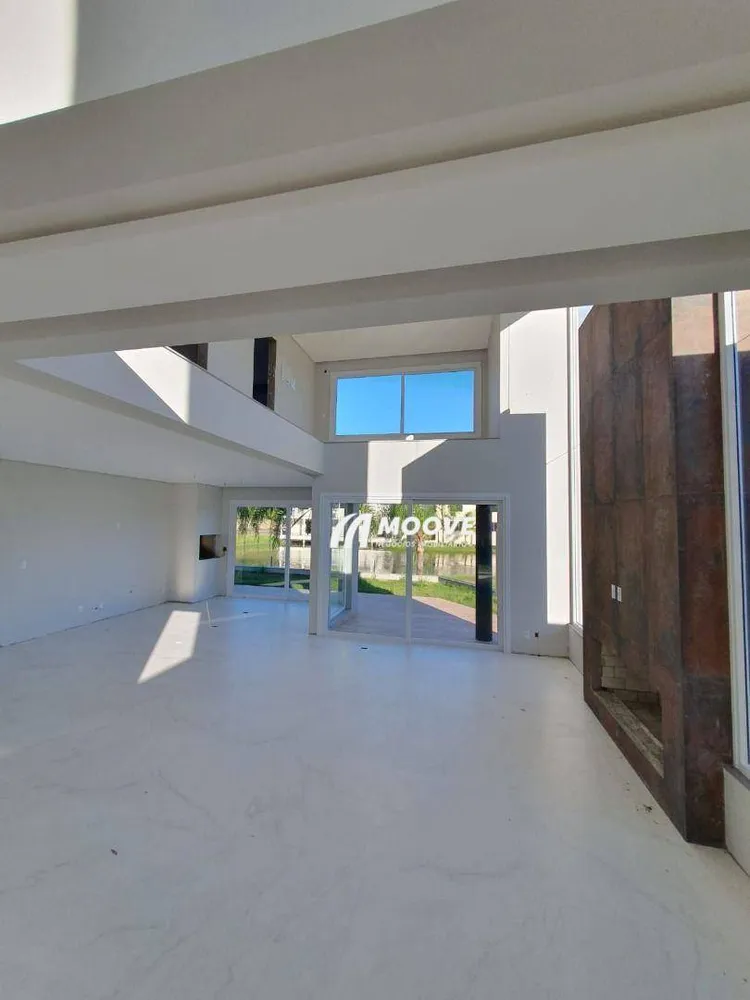 Sobrado, 3 quartos, 269 m² - Foto 3