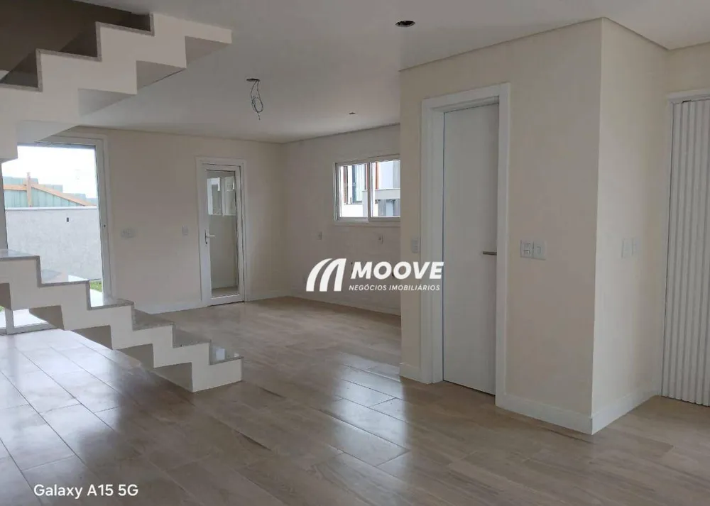 Sobrado, 3 quartos, 190 m² - Foto 1