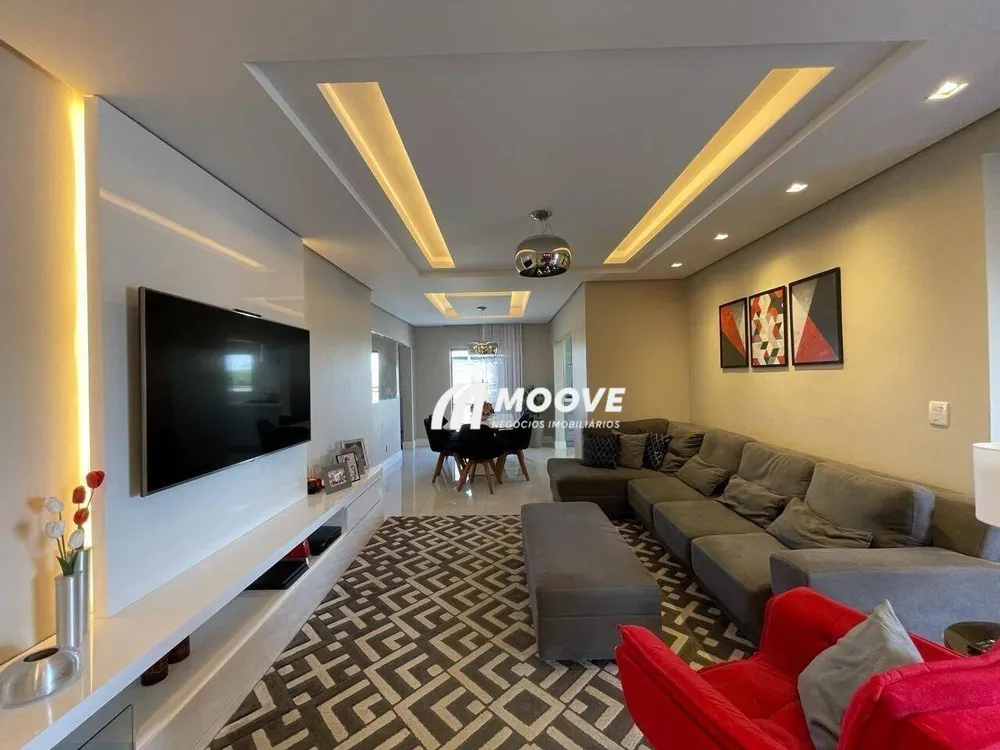 Cobertura, 3 quartos, 234 m² - Foto 2