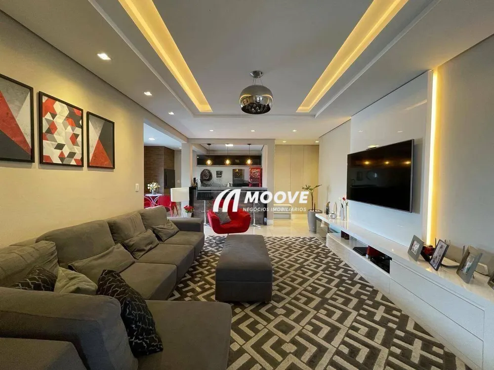 Cobertura, 3 quartos, 234 m² - Foto 4