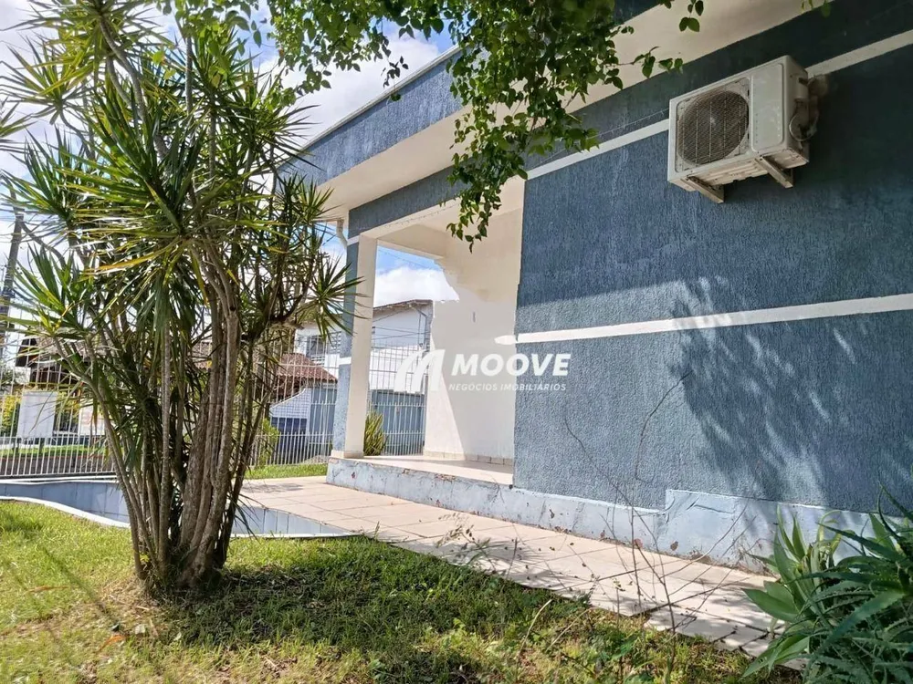 Casa, 4 quartos, 205 m² - Foto 1