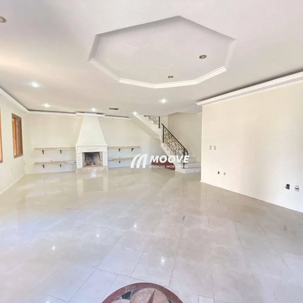 Sobrado, 3 quartos, 394 m² - Foto 2