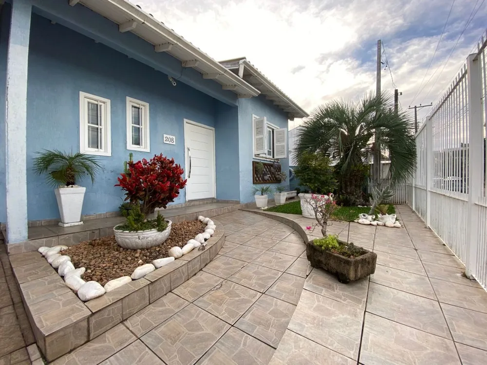 Casa, 3 quartos, 214 m² - Foto 1