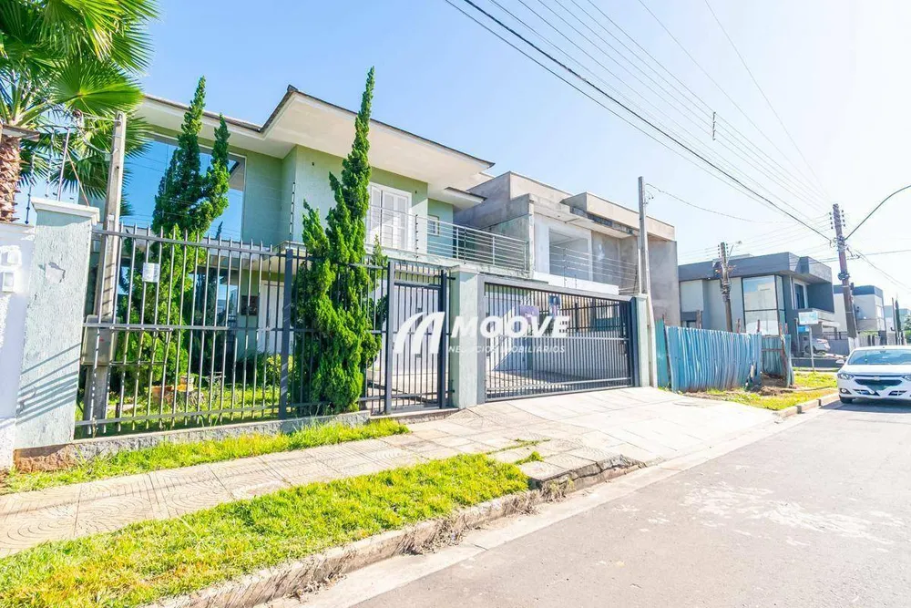 Sobrado, 3 quartos, 230 m² - Foto 1